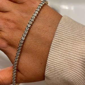 Real Diamond 14k gold tennis bracelet